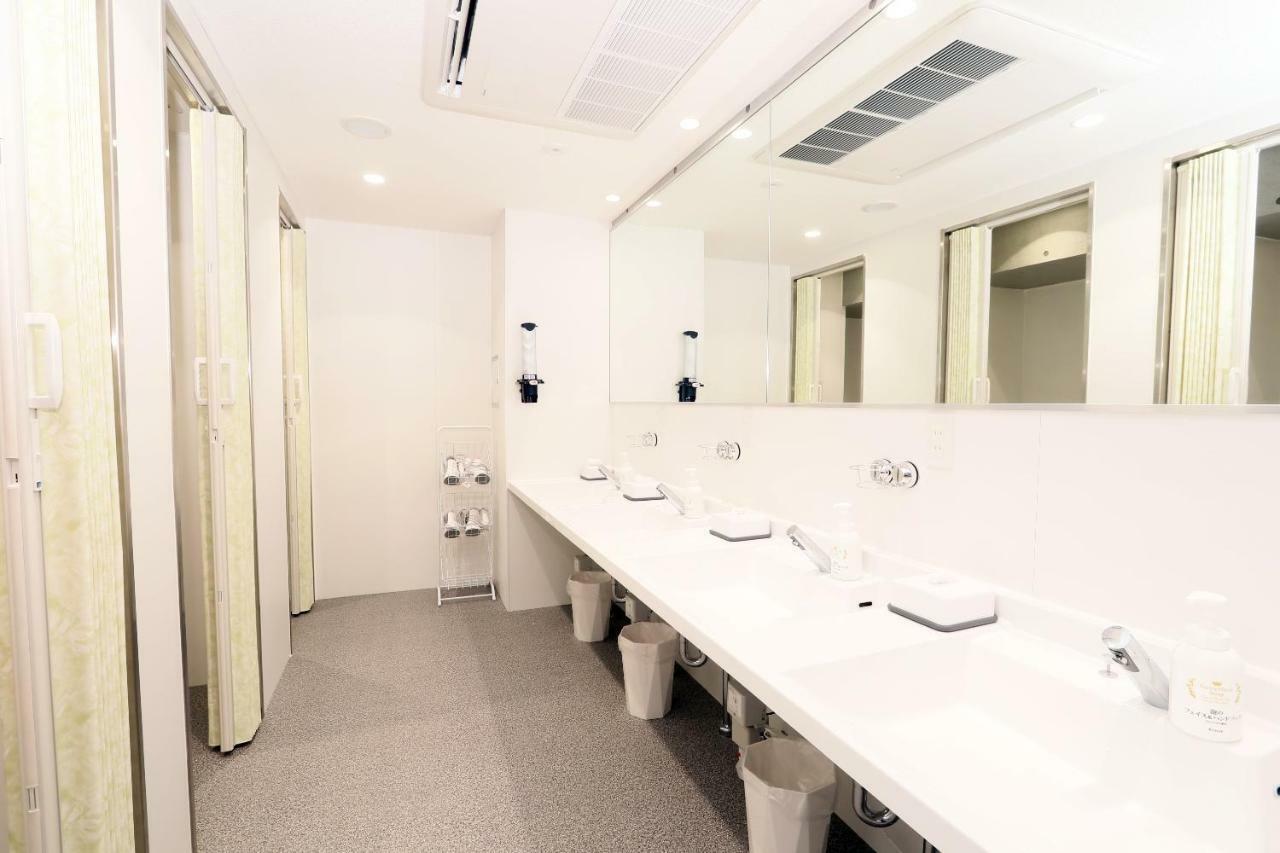 Business Capsule Hotel Lightning Hotel Asakusa Tokyo Exterior photo