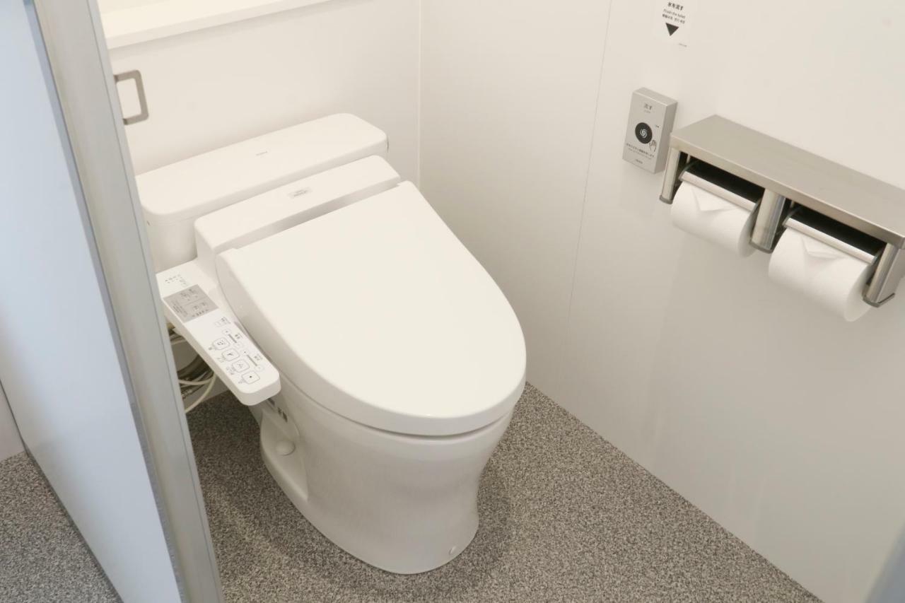 Business Capsule Hotel Lightning Hotel Asakusa Tokyo Exterior photo