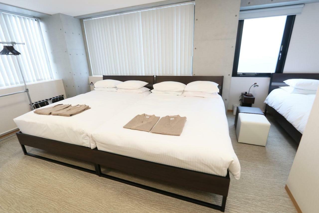 Business Capsule Hotel Lightning Hotel Asakusa Tokyo Exterior photo