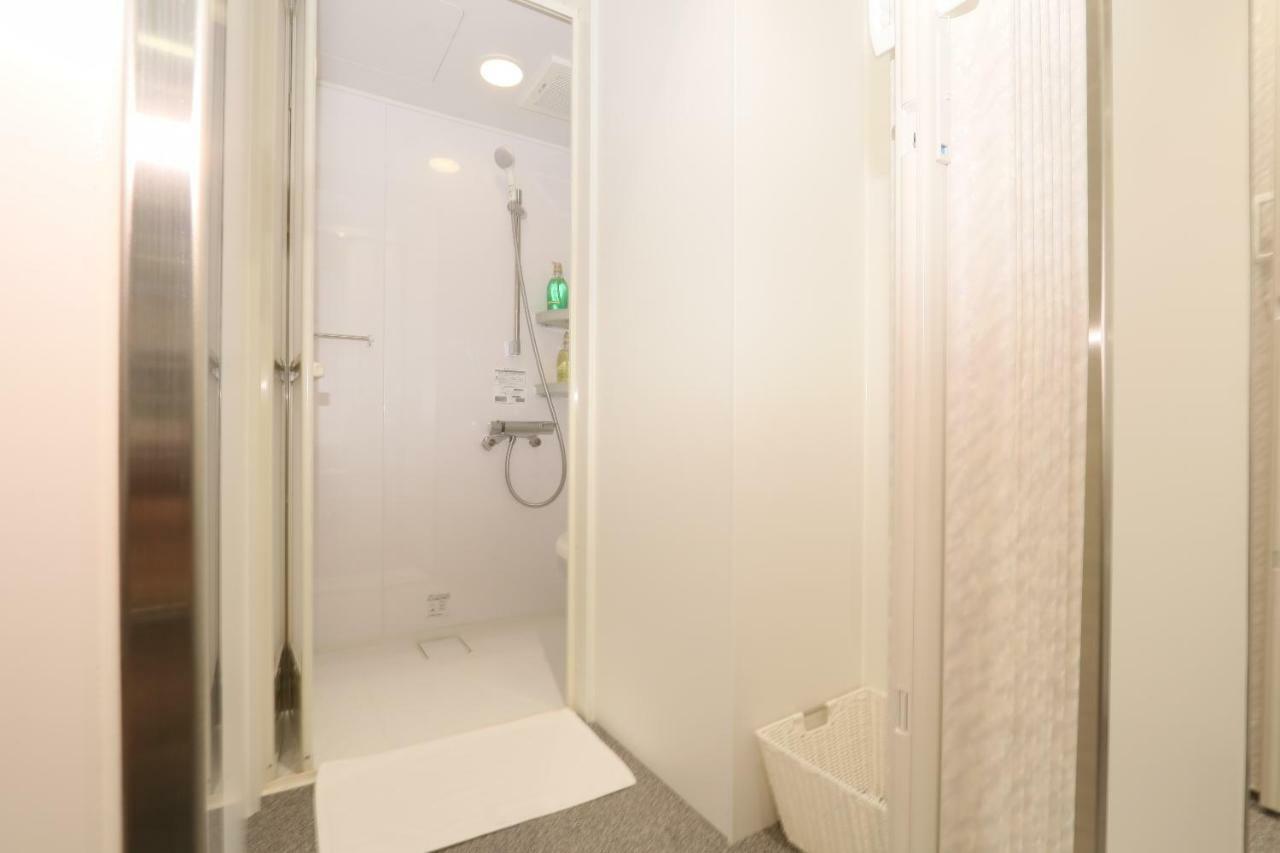 Business Capsule Hotel Lightning Hotel Asakusa Tokyo Exterior photo