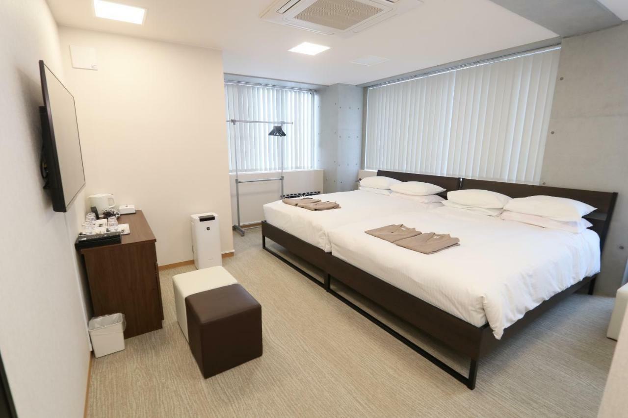 Business Capsule Hotel Lightning Hotel Asakusa Tokyo Exterior photo