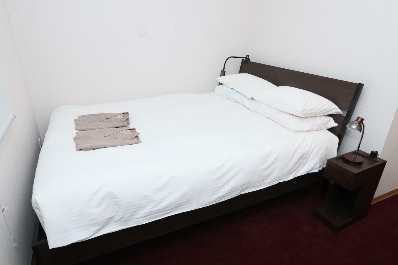 Business Capsule Hotel Lightning Hotel Asakusa Tokyo Exterior photo