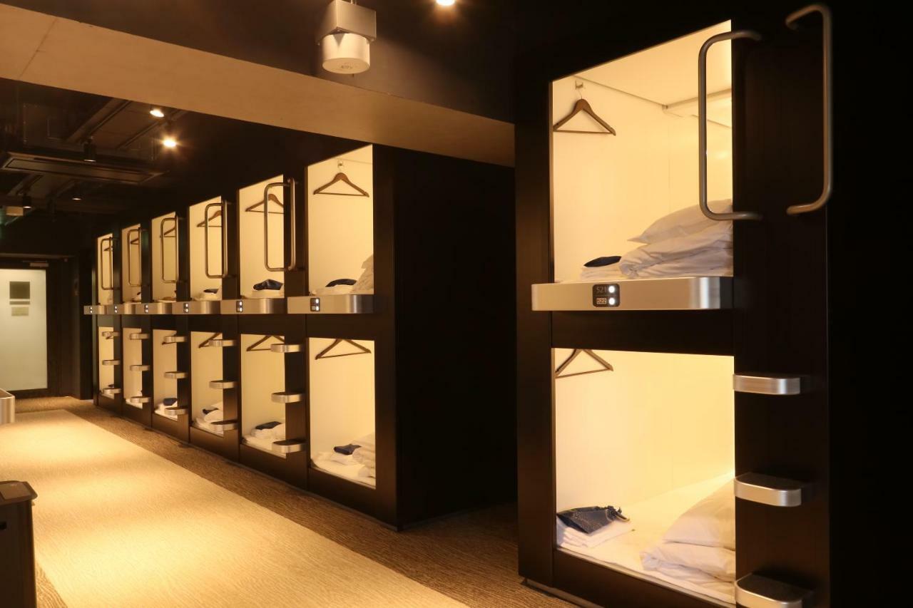 Business Capsule Hotel Lightning Hotel Asakusa Tokyo Exterior photo